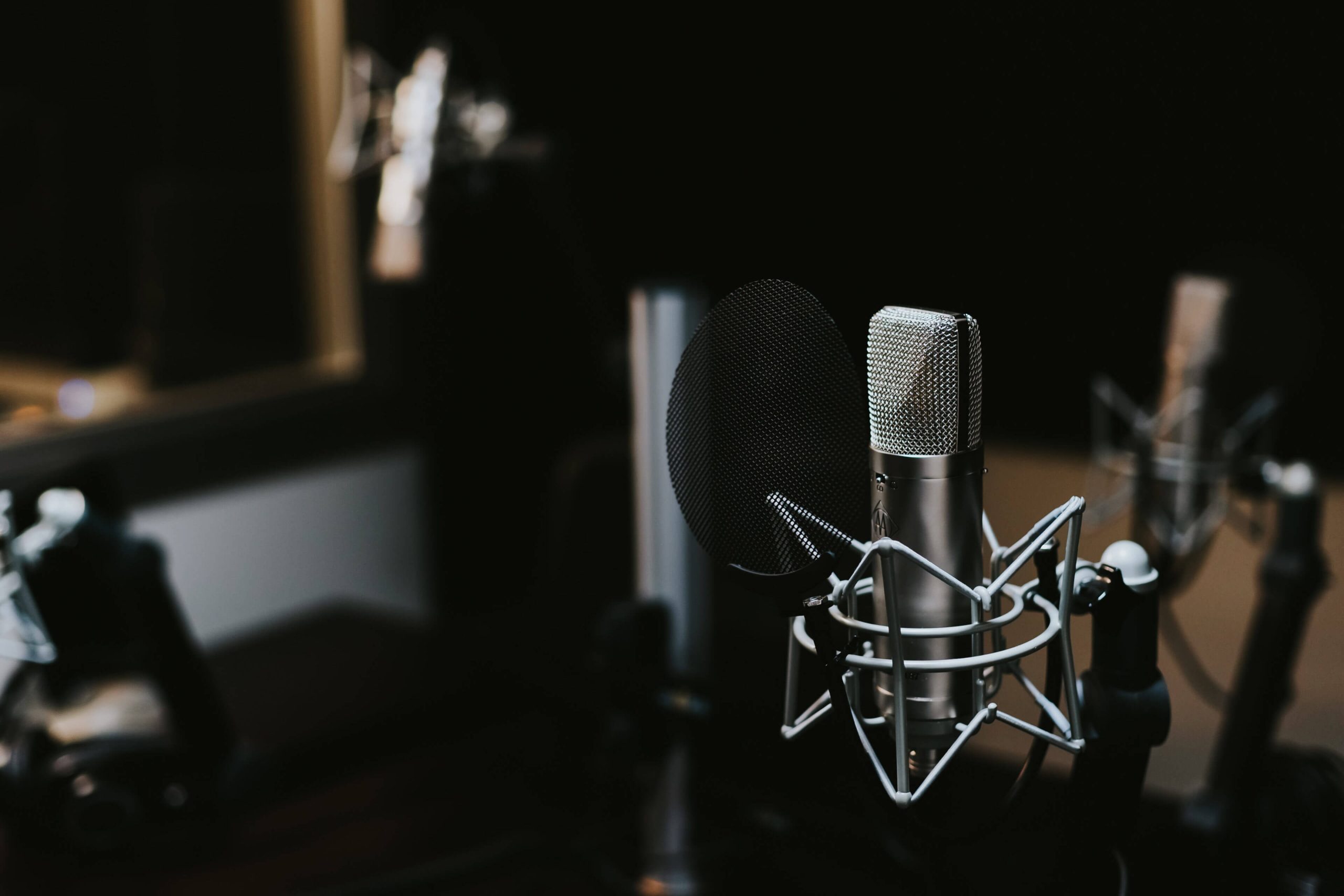 Broadcasting-Radio-web-banner